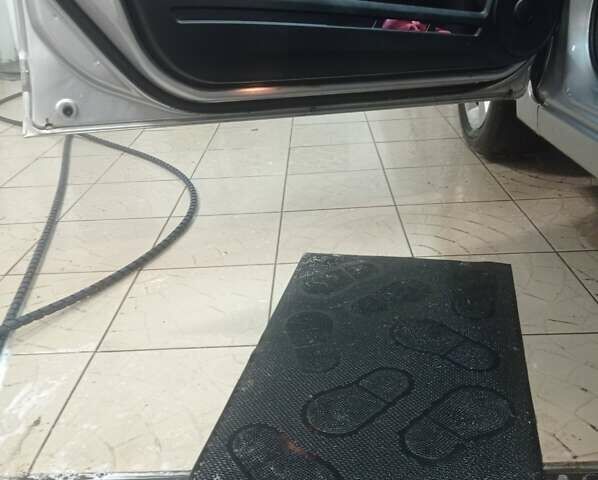 Серый Хонда Цивик, объемом двигателя 1.8 л и пробегом 135 тыс. км за 6700 $, фото 11 на Automoto.ua