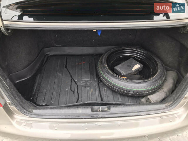 Серый Хонда Цивик, объемом двигателя 1.34 л и пробегом 200 тыс. км за 5700 $, фото 11 на Automoto.ua