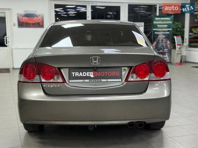 Сірий Хонда Сівік, об'ємом двигуна 1.8 л та пробігом 269 тис. км за 6190 $, фото 10 на Automoto.ua