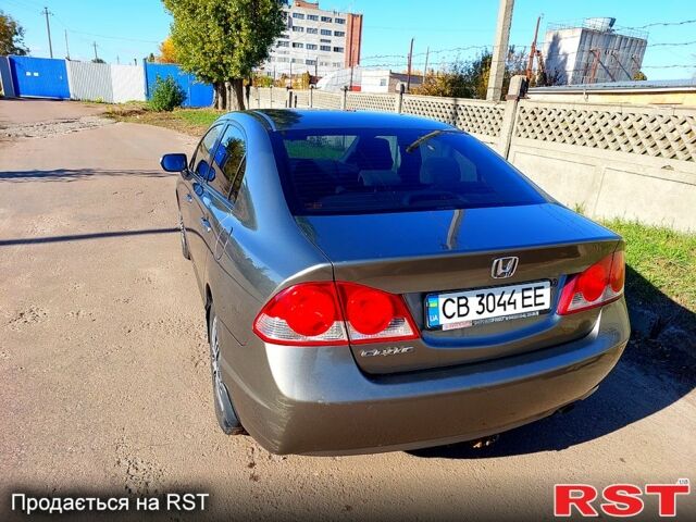 Серый Хонда Цивик, объемом двигателя 1.8 л и пробегом 275 тыс. км за 6200 $, фото 8 на Automoto.ua