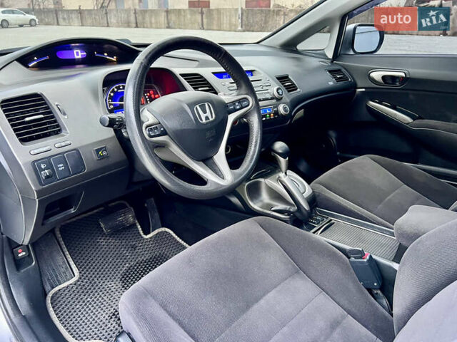 Серый Хонда Цивик, объемом двигателя 1.8 л и пробегом 168 тыс. км за 7650 $, фото 23 на Automoto.ua