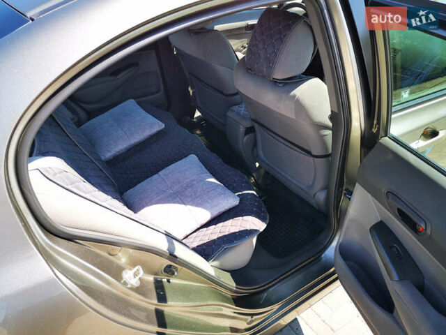 Сірий Хонда Сівік, об'ємом двигуна 1.8 л та пробігом 105 тис. км за 7200 $, фото 25 на Automoto.ua