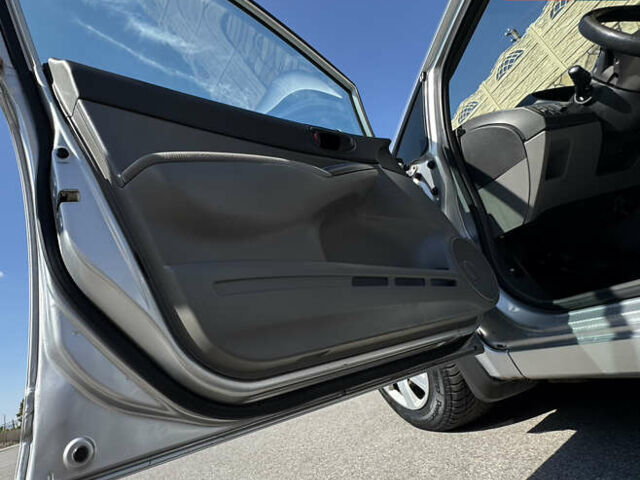 Серый Хонда Цивик, объемом двигателя 1.8 л и пробегом 234 тыс. км за 7300 $, фото 26 на Automoto.ua