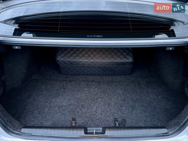 Серый Хонда Цивик, объемом двигателя 1.8 л и пробегом 168 тыс. км за 7650 $, фото 68 на Automoto.ua