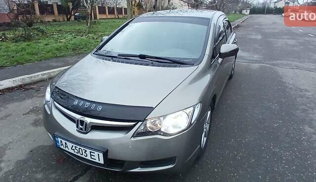 Серый Хонда Цивик, объемом двигателя 1.8 л и пробегом 268 тыс. км за 5800 $, фото 35 на Automoto.ua