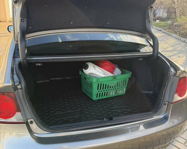 Серый Хонда Цивик, объемом двигателя 1.8 л и пробегом 148 тыс. км за 7400 $, фото 14 на Automoto.ua