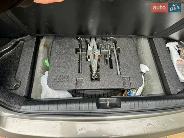 Серый Хонда Цивик, объемом двигателя 1.8 л и пробегом 268 тыс. км за 5800 $, фото 15 на Automoto.ua