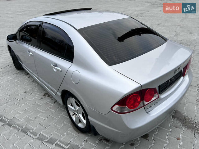Серый Хонда Цивик, объемом двигателя 1.8 л и пробегом 168 тыс. км за 7650 $, фото 18 на Automoto.ua