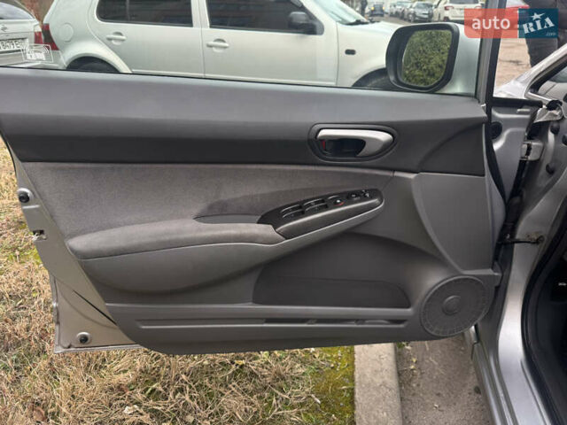Сірий Хонда Сівік, об'ємом двигуна 1.34 л та пробігом 224 тис. км за 6200 $, фото 5 на Automoto.ua