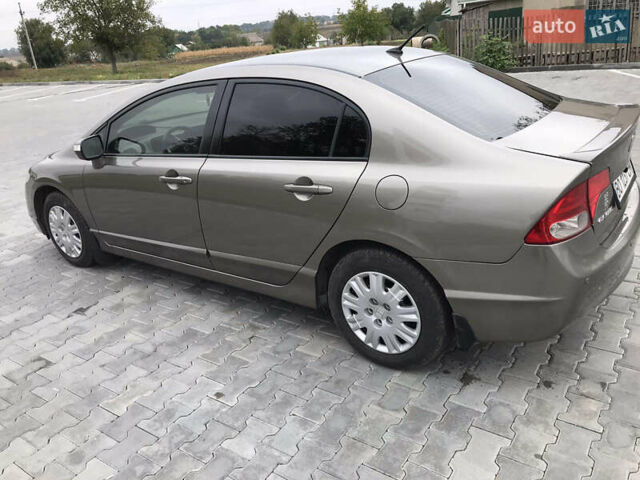 Серый Хонда Цивик, объемом двигателя 1.34 л и пробегом 200 тыс. км за 5700 $, фото 2 на Automoto.ua
