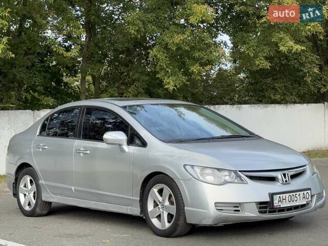Серый Хонда Цивик, объемом двигателя 1.8 л и пробегом 378 тыс. км за 4900 $, фото 16 на Automoto.ua