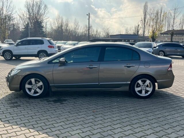 Серый Хонда Цивик, объемом двигателя 1.8 л и пробегом 339 тыс. км за 6400 $, фото 3 на Automoto.ua