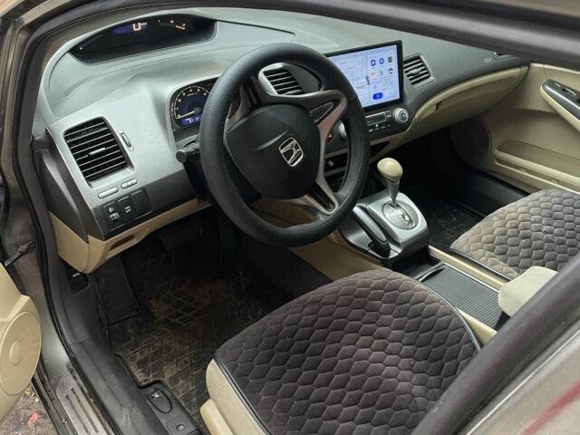 Серый Хонда Цивик, объемом двигателя 1.8 л и пробегом 2 тыс. км за 6200 $, фото 5 на Automoto.ua