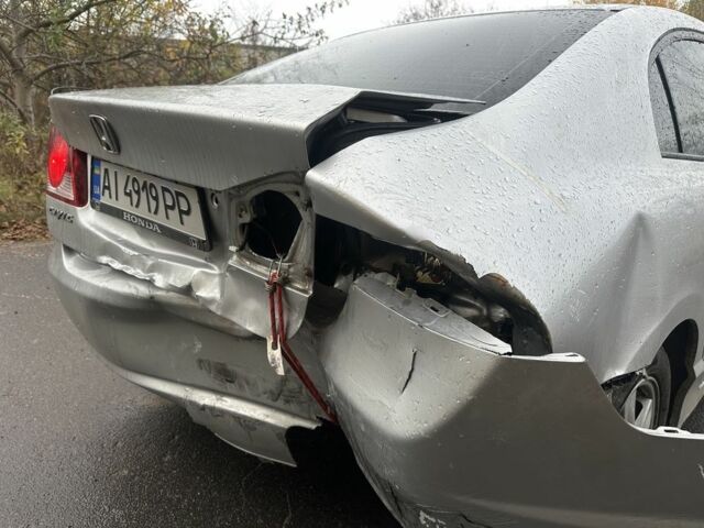 Сірий Хонда Сівік, об'ємом двигуна 1.8 л та пробігом 309 тис. км за 2650 $, фото 6 на Automoto.ua