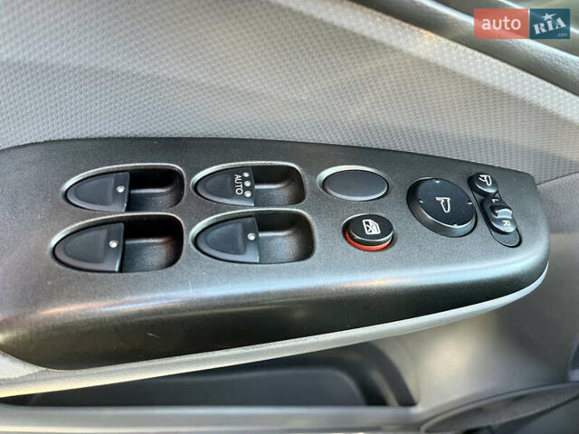 Серый Хонда Цивик, объемом двигателя 1.8 л и пробегом 234 тыс. км за 7300 $, фото 36 на Automoto.ua