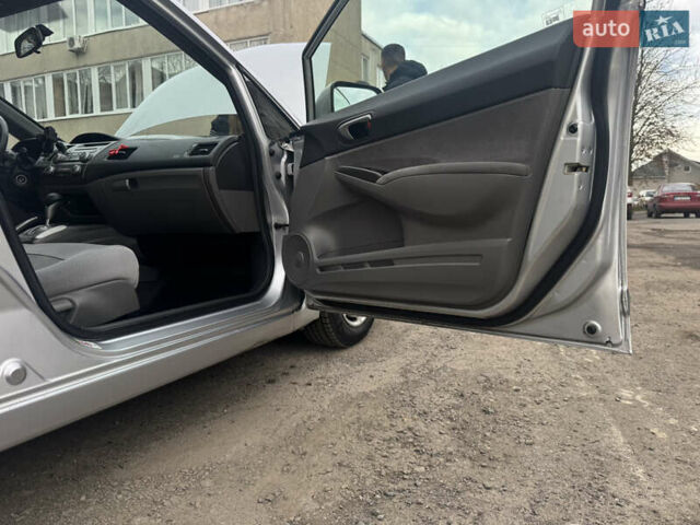 Сірий Хонда Сівік, об'ємом двигуна 1.34 л та пробігом 224 тис. км за 6200 $, фото 10 на Automoto.ua