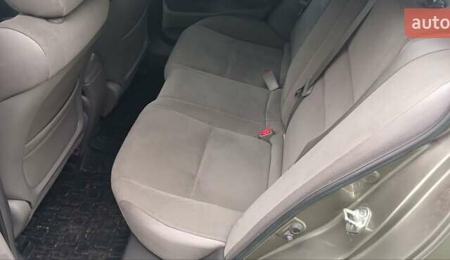 Серый Хонда Цивик, объемом двигателя 1.8 л и пробегом 268 тыс. км за 5800 $, фото 28 на Automoto.ua