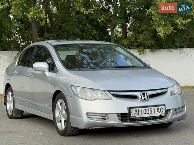 Серый Хонда Цивик, объемом двигателя 1.8 л и пробегом 378 тыс. км за 4900 $, фото 11 на Automoto.ua