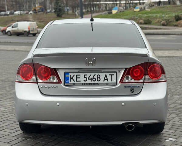 Серый Хонда Цивик, объемом двигателя 1.34 л и пробегом 196 тыс. км за 5700 $, фото 3 на Automoto.ua