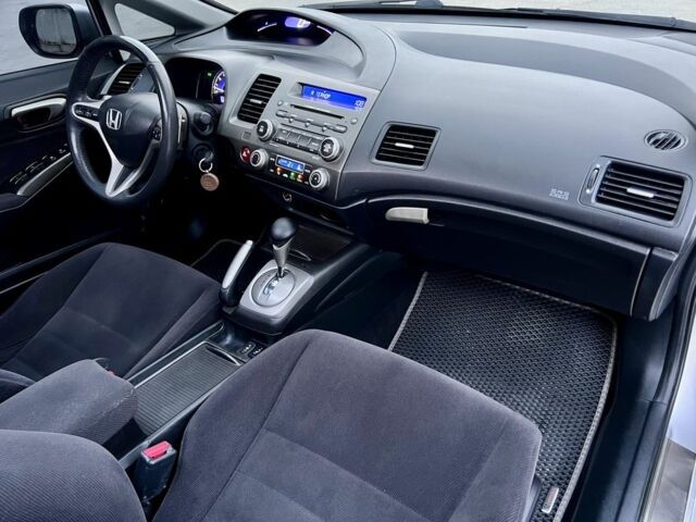 Серый Хонда Цивик, объемом двигателя 1.8 л и пробегом 168 тыс. км за 7650 $, фото 17 на Automoto.ua