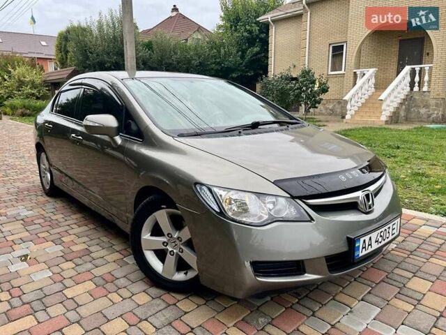 Серый Хонда Цивик, объемом двигателя 1.8 л и пробегом 268 тыс. км за 5800 $, фото 24 на Automoto.ua