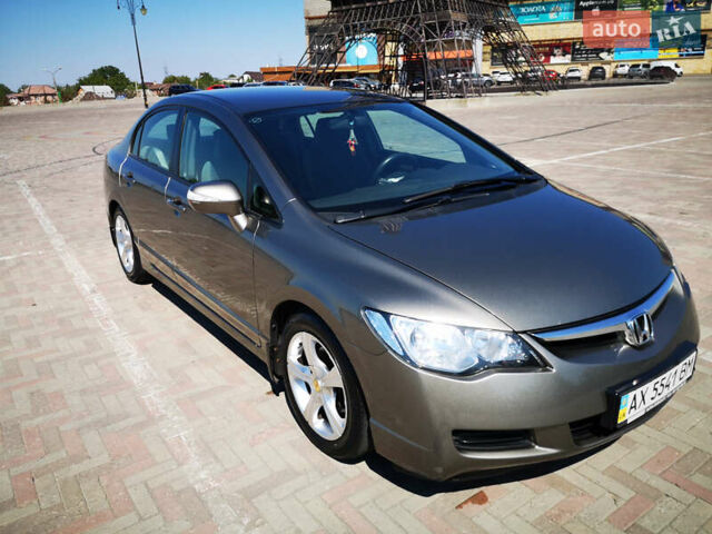 Сірий Хонда Сівік, об'ємом двигуна 1.8 л та пробігом 105 тис. км за 7200 $, фото 14 на Automoto.ua