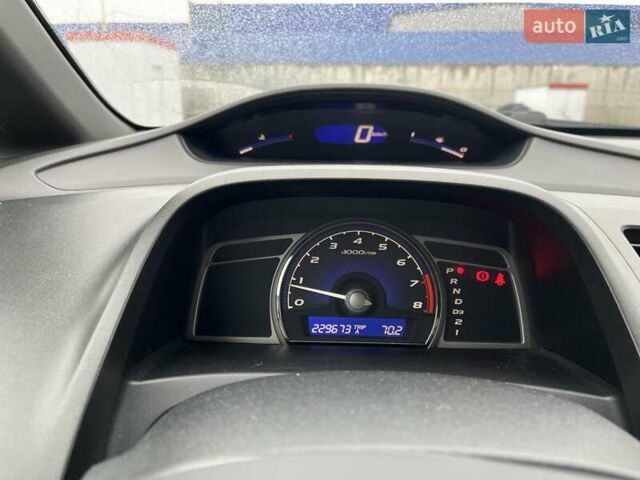 Серый Хонда Цивик, объемом двигателя 1.8 л и пробегом 230 тыс. км за 6350 $, фото 12 на Automoto.ua