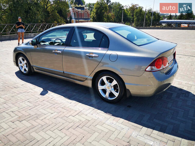 Сірий Хонда Сівік, об'ємом двигуна 1.8 л та пробігом 105 тис. км за 7200 $, фото 6 на Automoto.ua