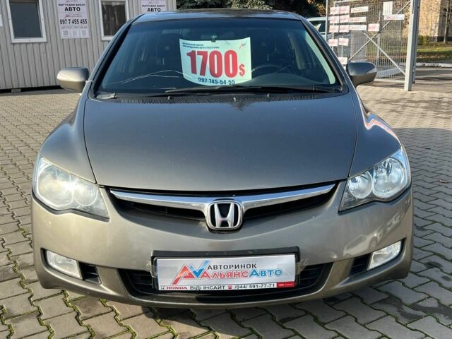 Серый Хонда Цивик, объемом двигателя 1.8 л и пробегом 339 тыс. км за 6400 $, фото 1 на Automoto.ua