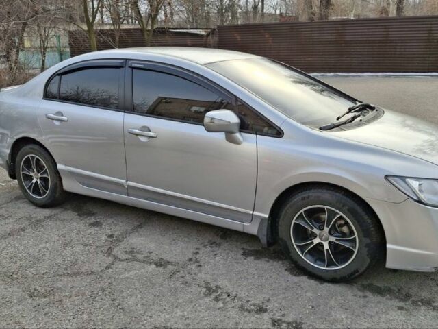 Сірий Хонда Сівік, об'ємом двигуна 1.3 л та пробігом 260 тис. км за 4150 $, фото 1 на Automoto.ua