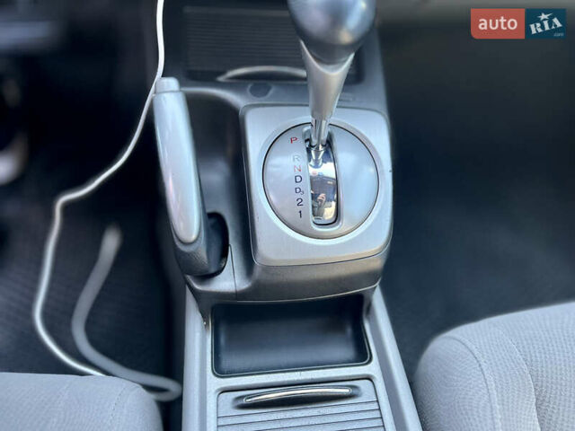 Серый Хонда Цивик, объемом двигателя 1.8 л и пробегом 234 тыс. км за 7300 $, фото 37 на Automoto.ua