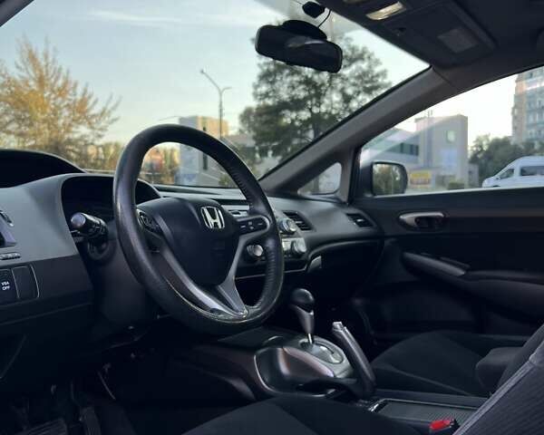 Серый Хонда Цивик, объемом двигателя 0 л и пробегом 212 тыс. км за 6800 $, фото 9 на Automoto.ua