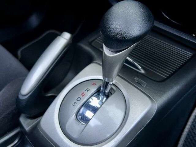 Серый Хонда Цивик, объемом двигателя 1.8 л и пробегом 168 тыс. км за 7650 $, фото 19 на Automoto.ua