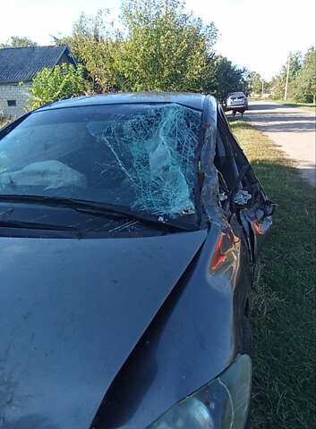 Серый Хонда Цивик, объемом двигателя 1.8 л и пробегом 180 тыс. км за 1500 $, фото 9 на Automoto.ua