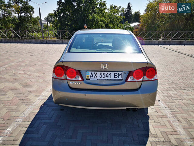 Сірий Хонда Сівік, об'ємом двигуна 1.8 л та пробігом 105 тис. км за 7200 $, фото 8 на Automoto.ua