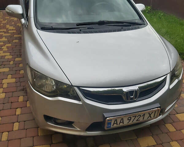 Серый Хонда Цивик, объемом двигателя 1.34 л и пробегом 170 тыс. км за 7000 $, фото 1 на Automoto.ua