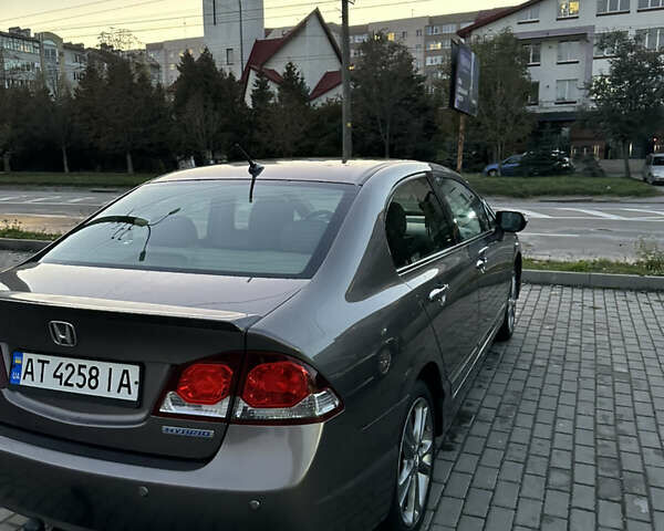 Сірий Хонда Сівік, об'ємом двигуна 1.4 л та пробігом 200 тис. км за 7100 $, фото 2 на Automoto.ua