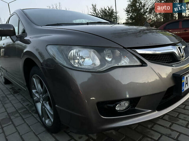 Сірий Хонда Сівік, об'ємом двигуна 1.4 л та пробігом 200 тис. км за 7100 $, фото 4 на Automoto.ua