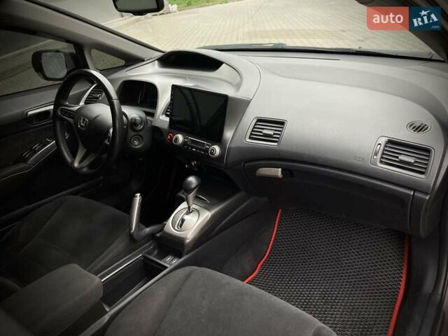 Сірий Хонда Сівік, об'ємом двигуна 1.4 л та пробігом 155 тис. км за 7500 $, фото 12 на Automoto.ua