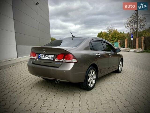 Сірий Хонда Сівік, об'ємом двигуна 1.4 л та пробігом 155 тис. км за 7500 $, фото 2 на Automoto.ua