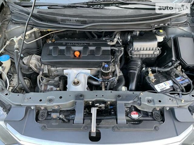 Сірий Хонда Сівік, об'ємом двигуна 1.8 л та пробігом 182 тис. км за 8200 $, фото 29 на Automoto.ua
