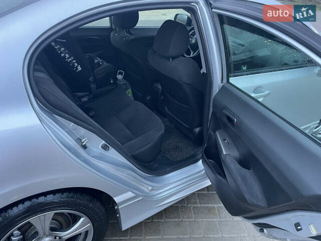 Серый Хонда Цивик, объемом двигателя 1.8 л и пробегом 143 тыс. км за 9750 $, фото 6 на Automoto.ua