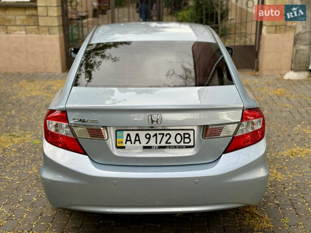 Хонда Цивик 2012 в Одессе на Automoto.ua Серый Хонда Цивик, объемом двигателя 1.8 л и пробегом 165 тыс. км за 10500 $, фото 10 на Automoto.ua