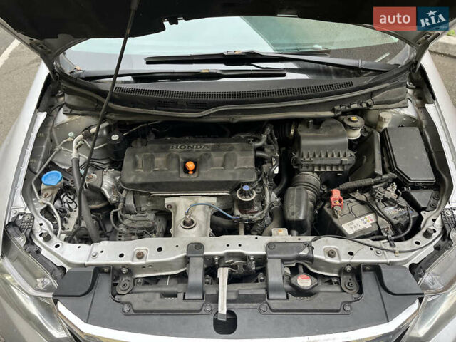 Хонда Цивик 2012 в Киеве на Automoto.ua Серый Хонда Цивик, объемом двигателя 1.8 л и пробегом 162 тыс. км за 8300 $, фото 8 на Automoto.ua