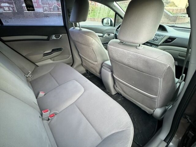 Серый Хонда Цивик, объемом двигателя 1.8 л и пробегом 225 тыс. км за 9200 $, фото 8 на Automoto.ua