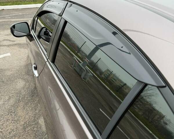 Серый Хонда Цивик, объемом двигателя 1.8 л и пробегом 165 тыс. км за 12500 $, фото 8 на Automoto.ua