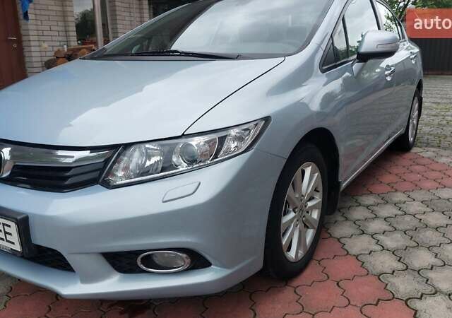 Серый Хонда Цивик, объемом двигателя 1.8 л и пробегом 296 тыс. км за 8300 $, фото 1 на Automoto.ua