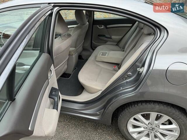 Серый Хонда Цивик, объемом двигателя 1.8 л и пробегом 94 тыс. км за 11900 $, фото 39 на Automoto.ua