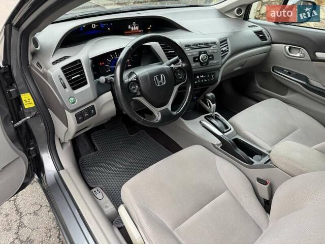 Серый Хонда Цивик, объемом двигателя 1.8 л и пробегом 94 тыс. км за 11500 $, фото 26 на Automoto.ua