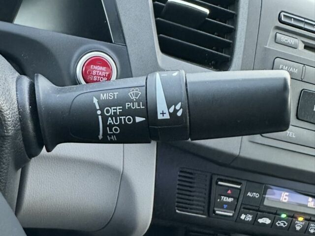 Серый Хонда Цивик, объемом двигателя 1.8 л и пробегом 225 тыс. км за 9200 $, фото 17 на Automoto.ua